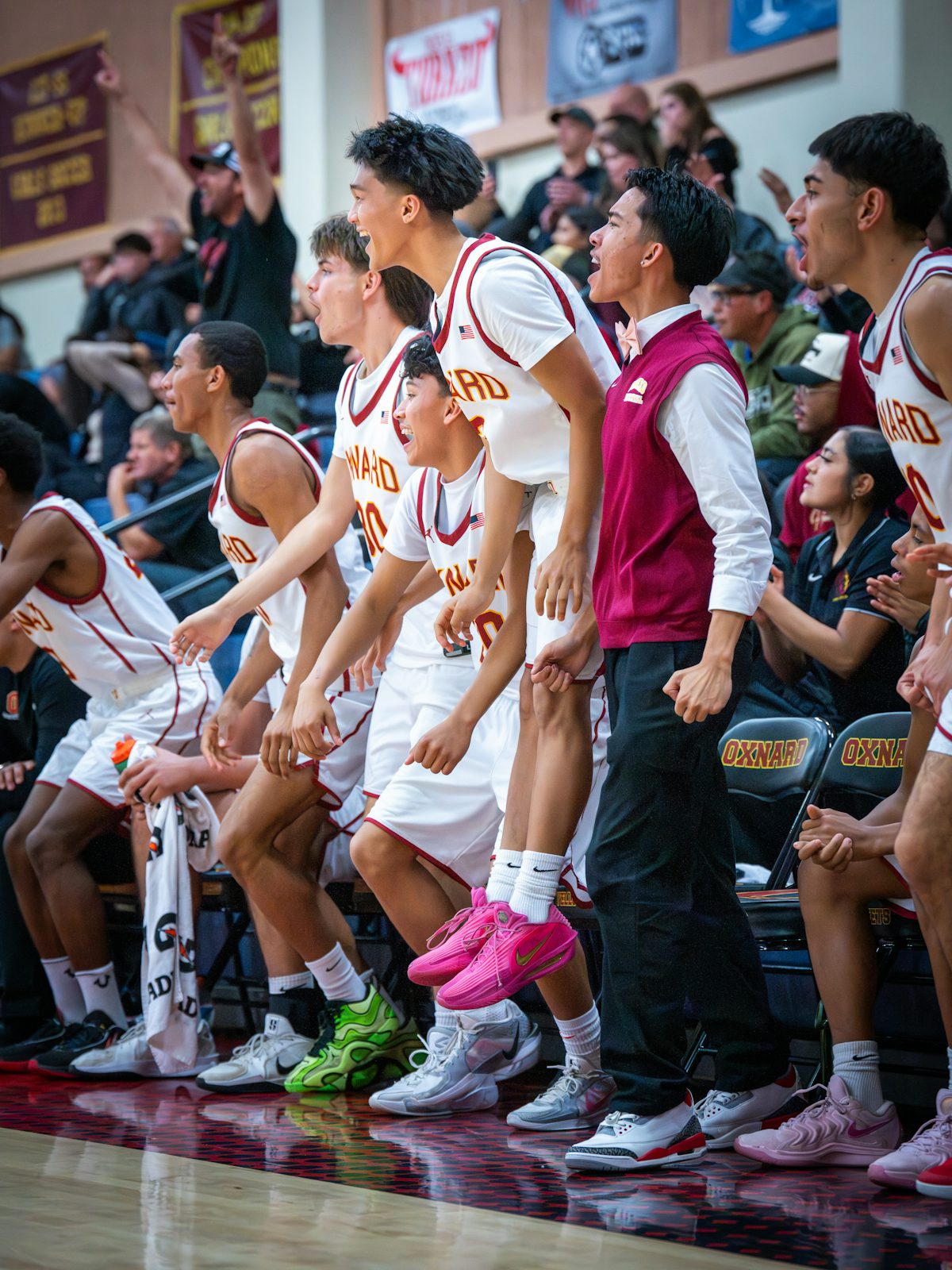 Custom basketball team uniforms